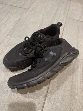 Under Armour Men's Black Comfort Sneakers Shoes Size 10.5 10 1/2